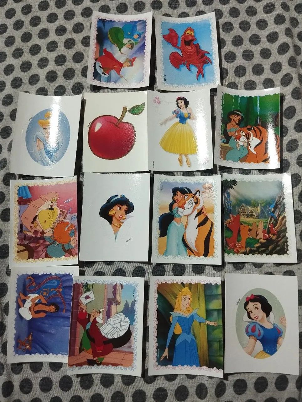 Figurinhas álbum princesas disney - Foto 5