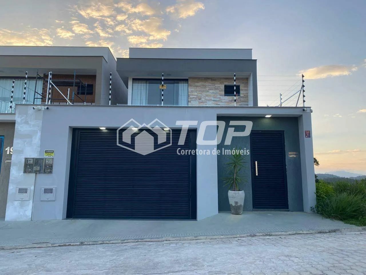 Casa Triplex à Venda no Residencial Liberdade | Conforto e Sofisticação - Foto 3