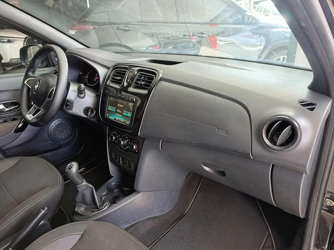 Renault Stepway Zen Flex 1.6 16V Mec. 2023 - Foto 4