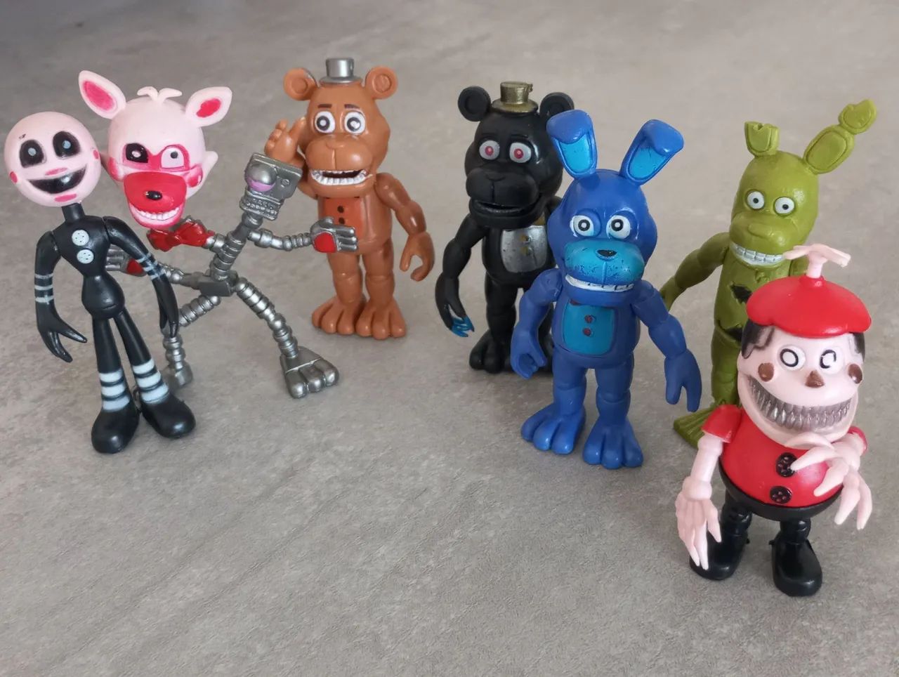 Five Nights at Freddiy's - lote com 7