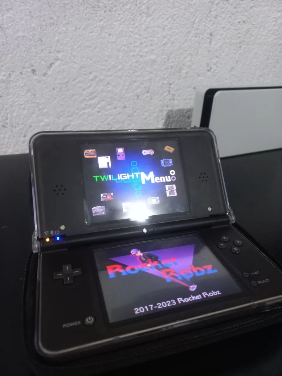 Nintendo dsi xl 