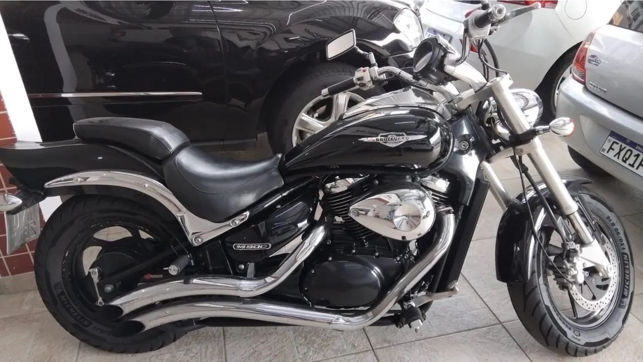 Suzuki boulevard M800