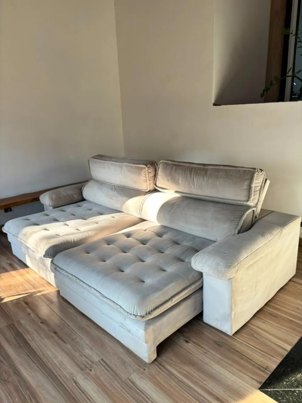 Sofá grande - 3,20m - Suede cinza 