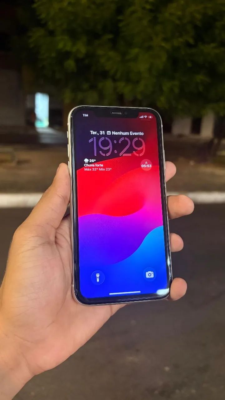 iPhone 11 128g