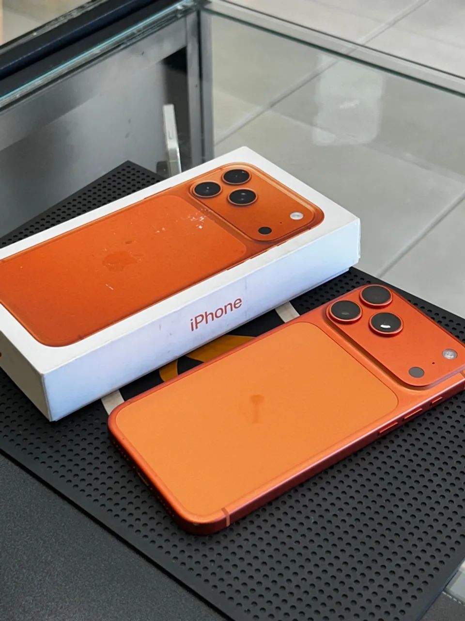 iPhone 17 Pro Max - 256gb - Orange - Foto 5