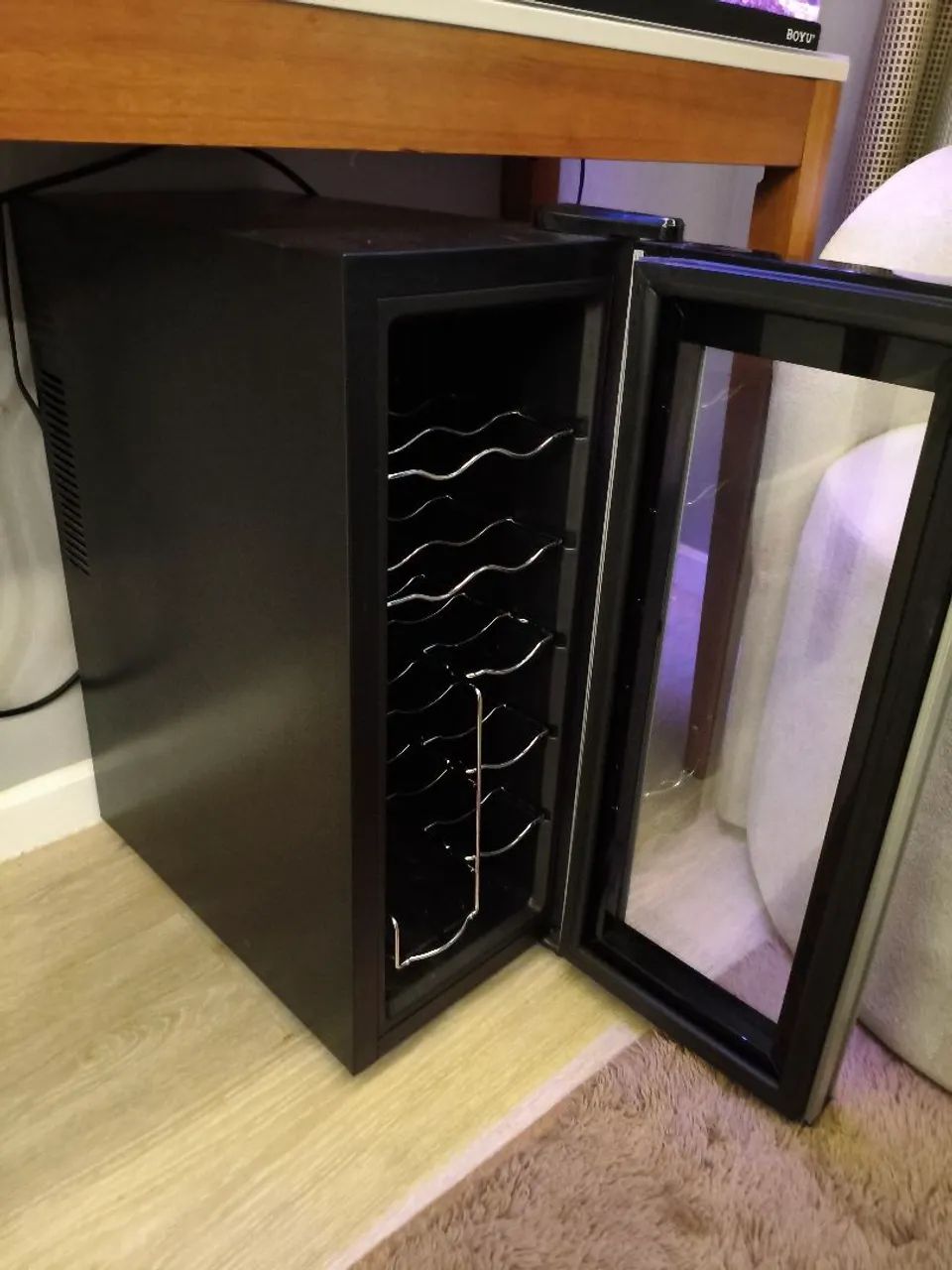 Vendo figrobar em perfeito estado, pouco usado. - Foto 4