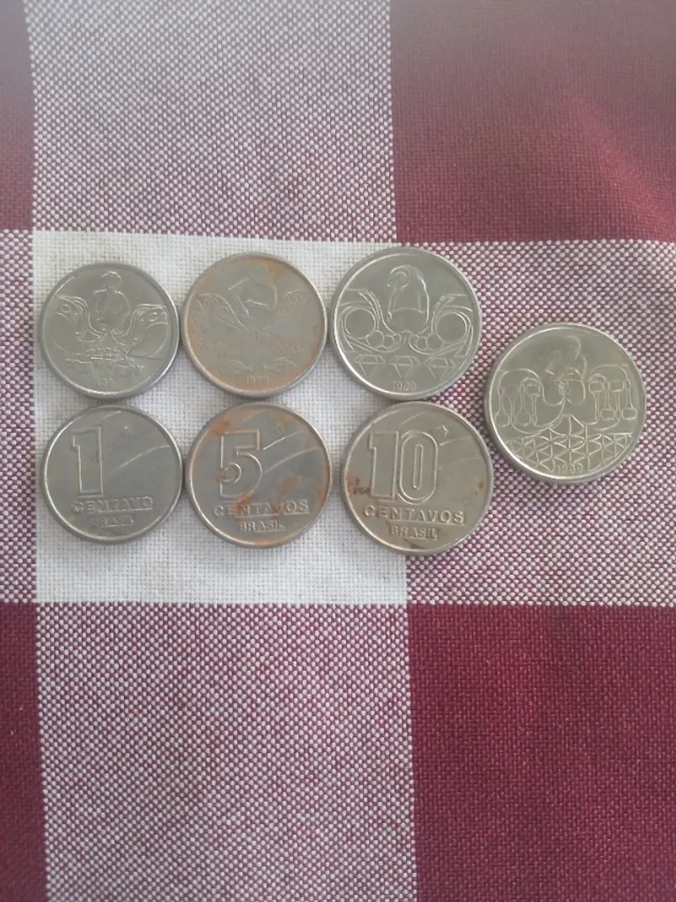 Moedas colôniais 