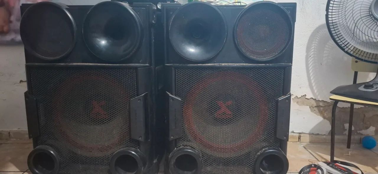 Caixas de som LG 