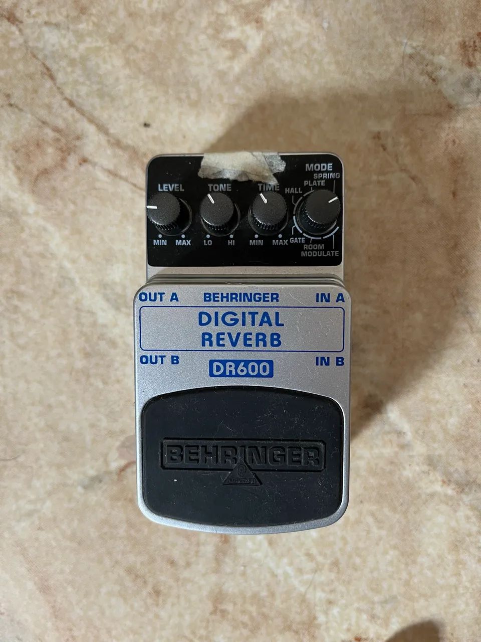 Reverb Behringer 