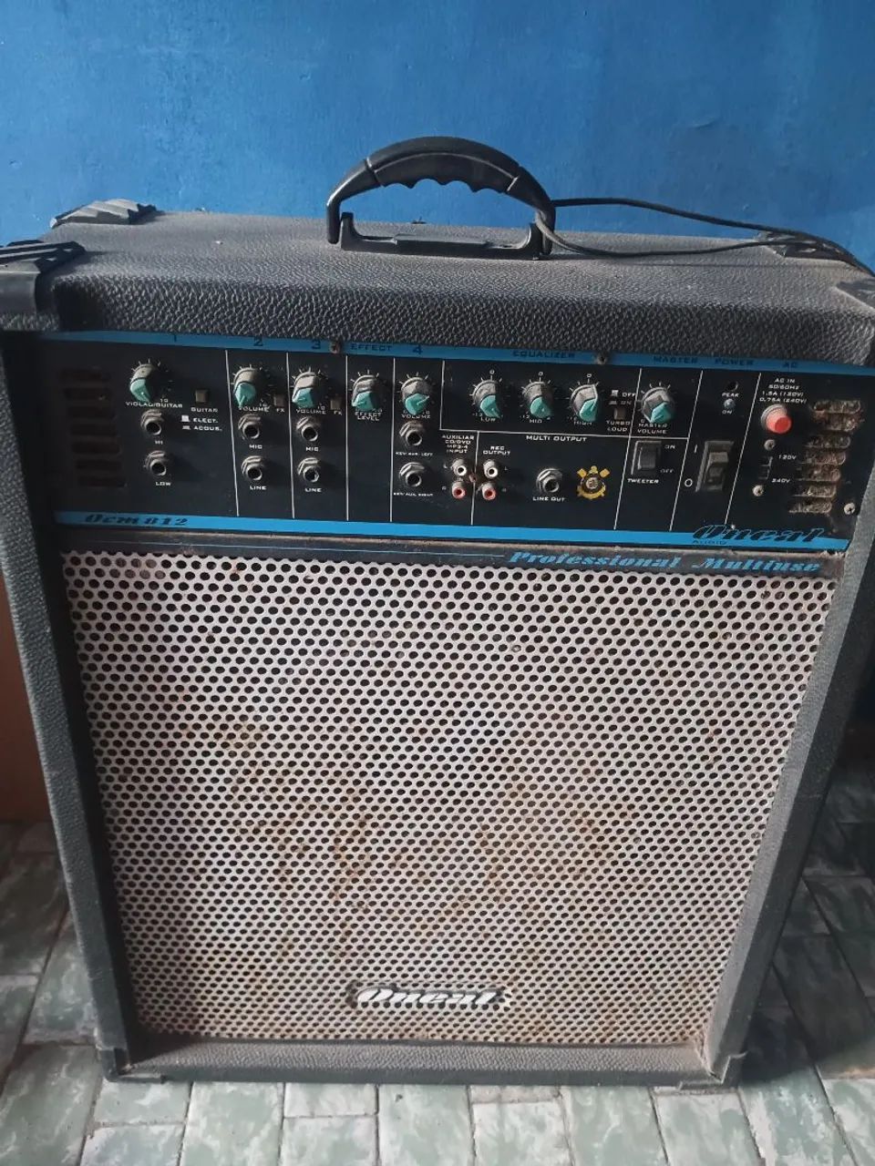 Caixa amp Oneal OCM812