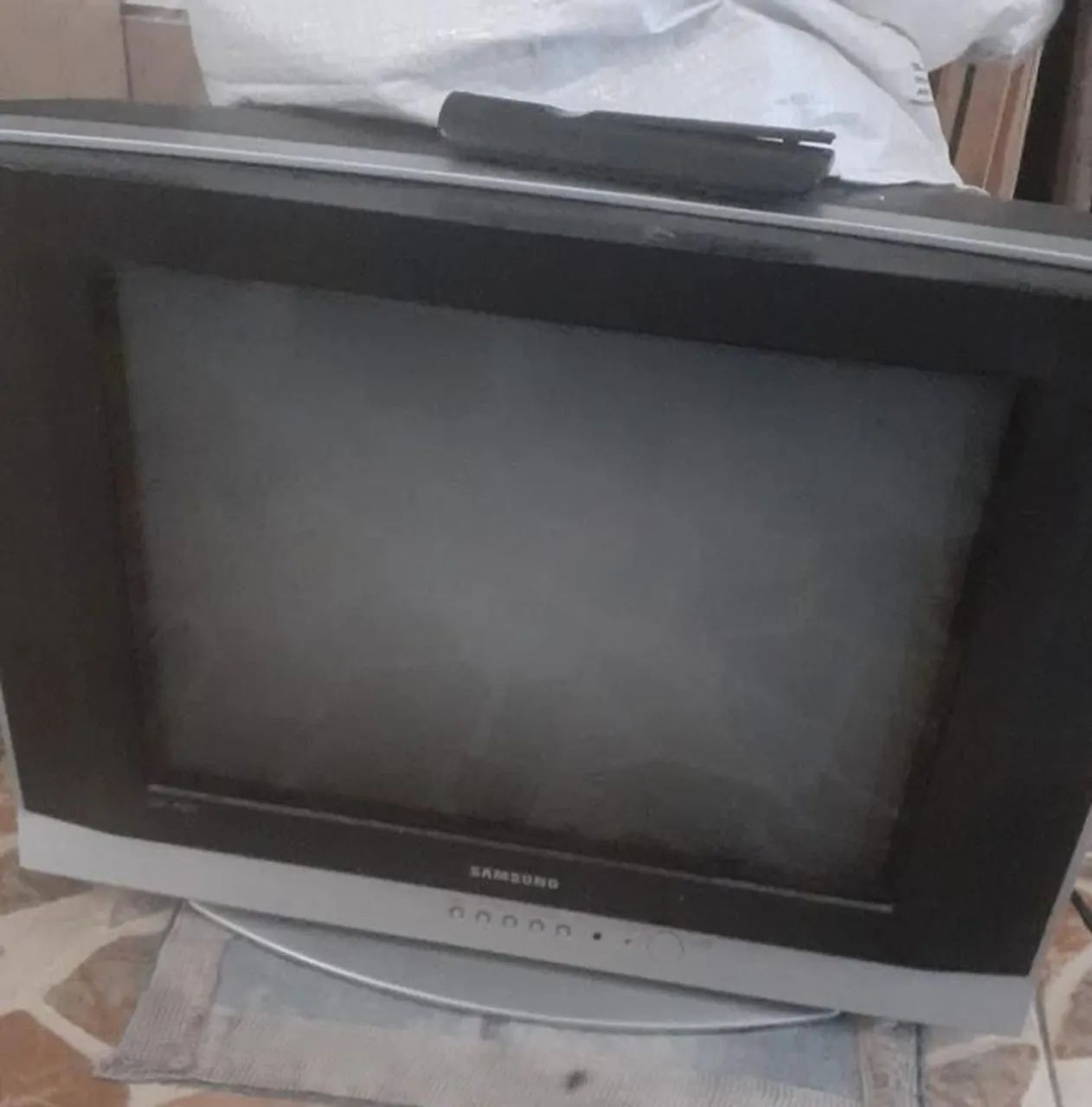 Televisão  Com Defeito!!!!!