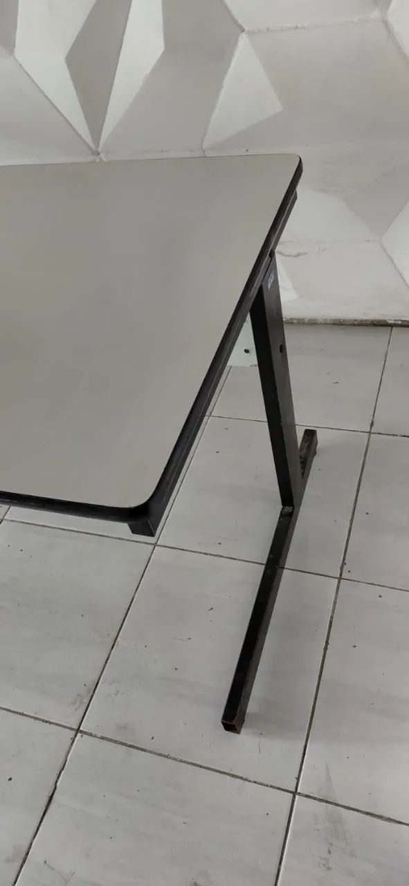 Mesa de escritório - Foto 2
