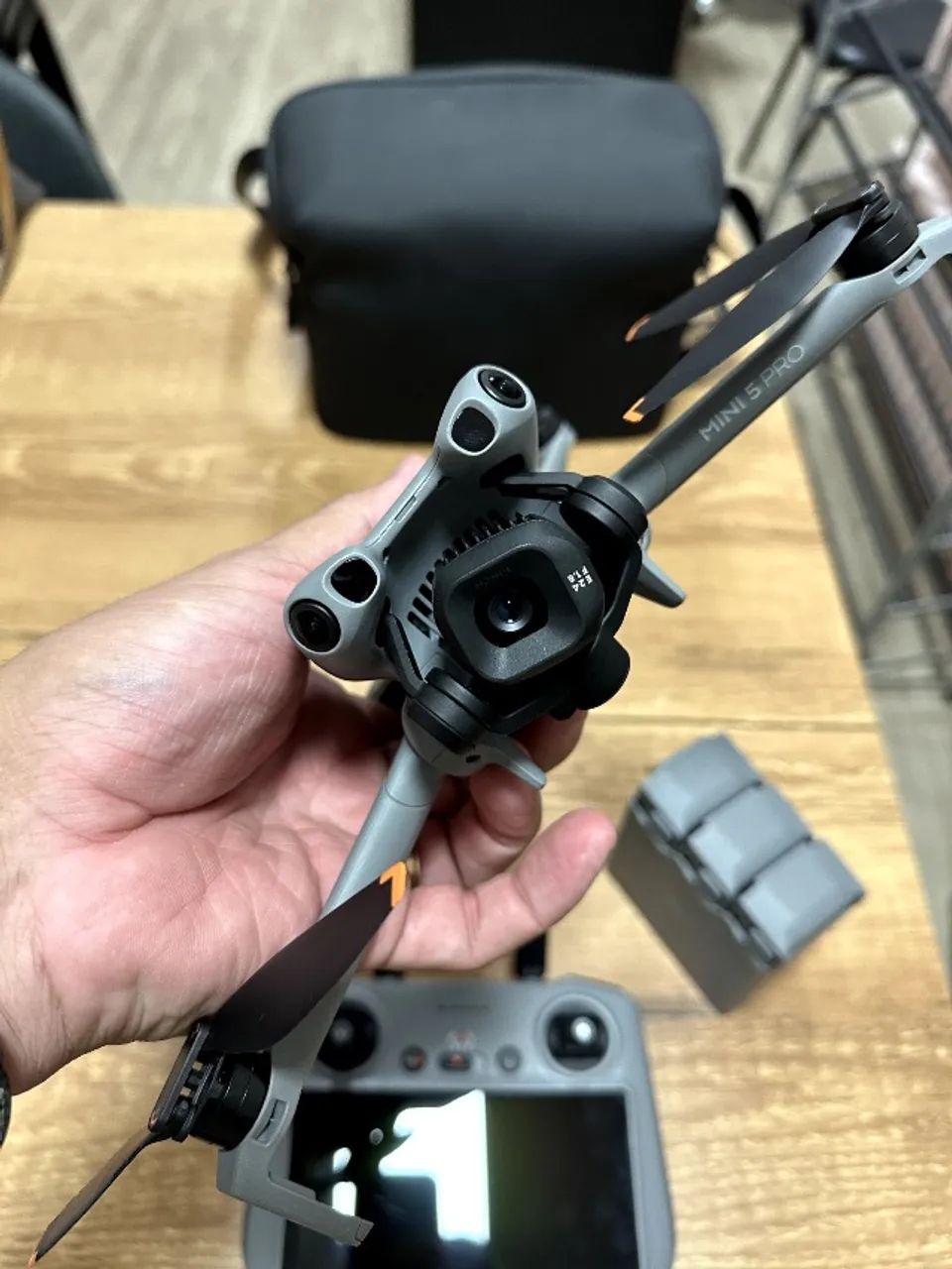 Drone DJI Mini 4 Pro Fly More Combo Plus DJI RC 2 - Foto 3