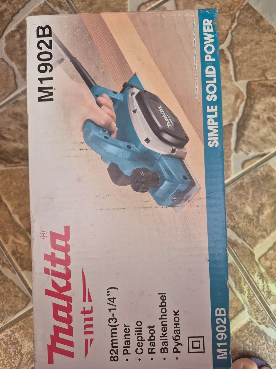 Plaina elétricas makita m1902b