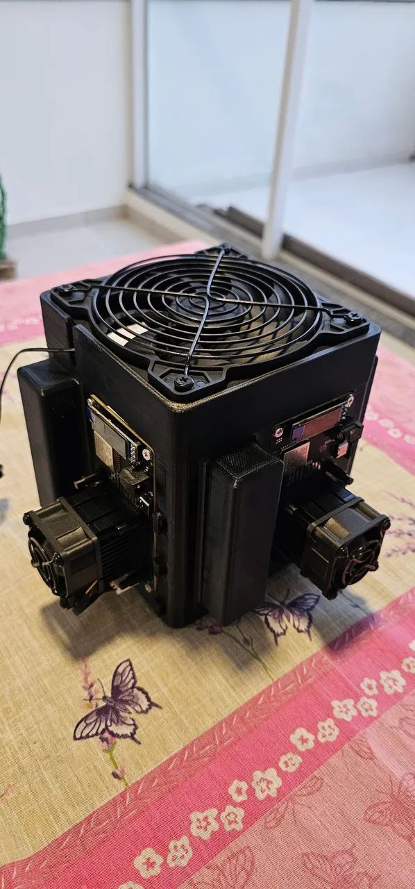 Bitaxe Gamma. Somente a Torre de refrigeração 