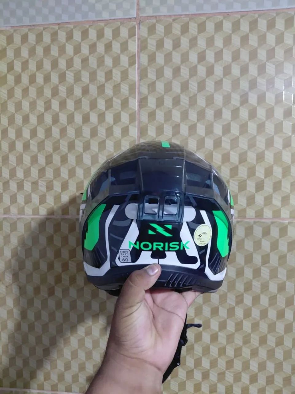 Capacete zerado