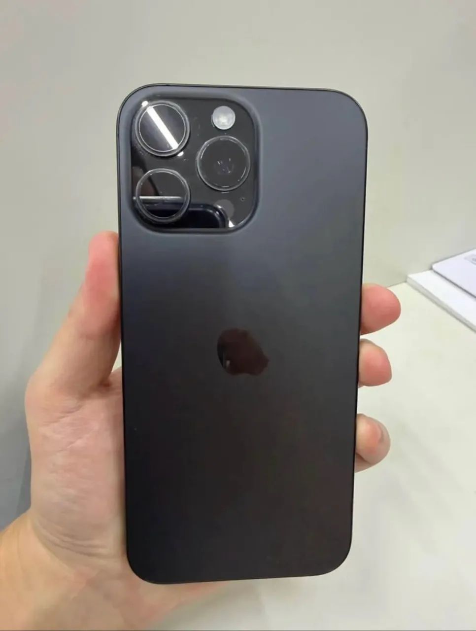 IPhone 16 Pro Max   256 GB - Foto 2