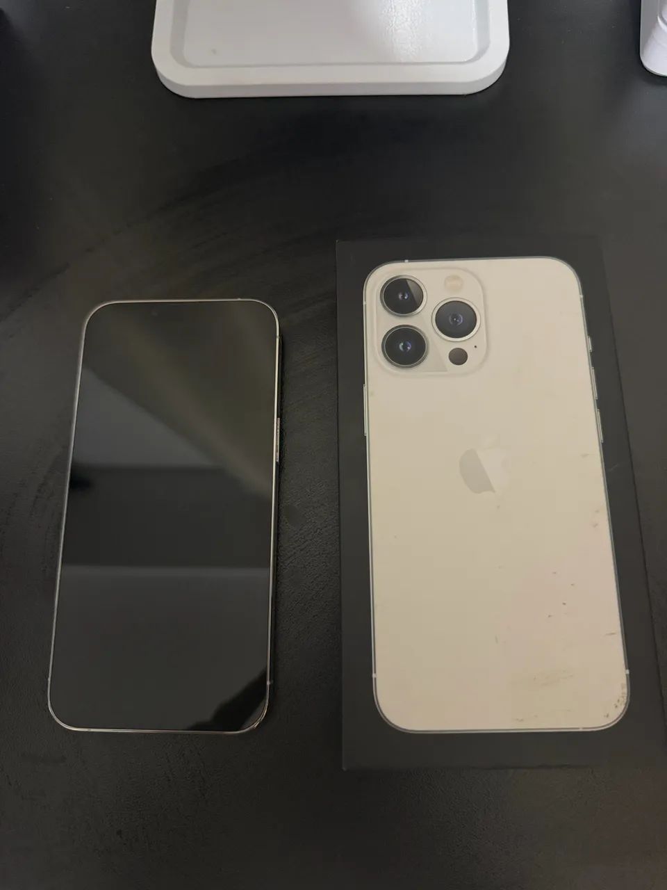 iPhone 13 Pro 256GB Branco Bateria 74% + Caixa, Carregador e Capas