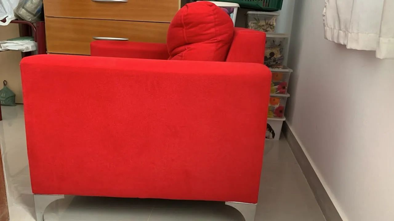 Poltrona para quarto, ou qualquer repartição da casa. - Foto 2