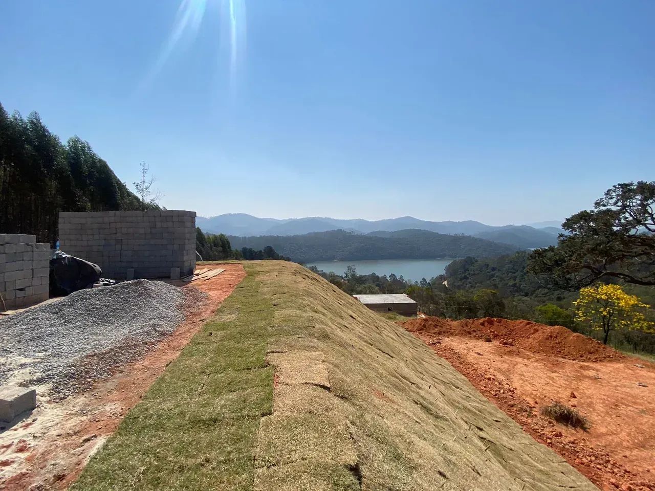 Vamos Negociar! Lote de 1200m² com MATRICULA E ESCRITURA!