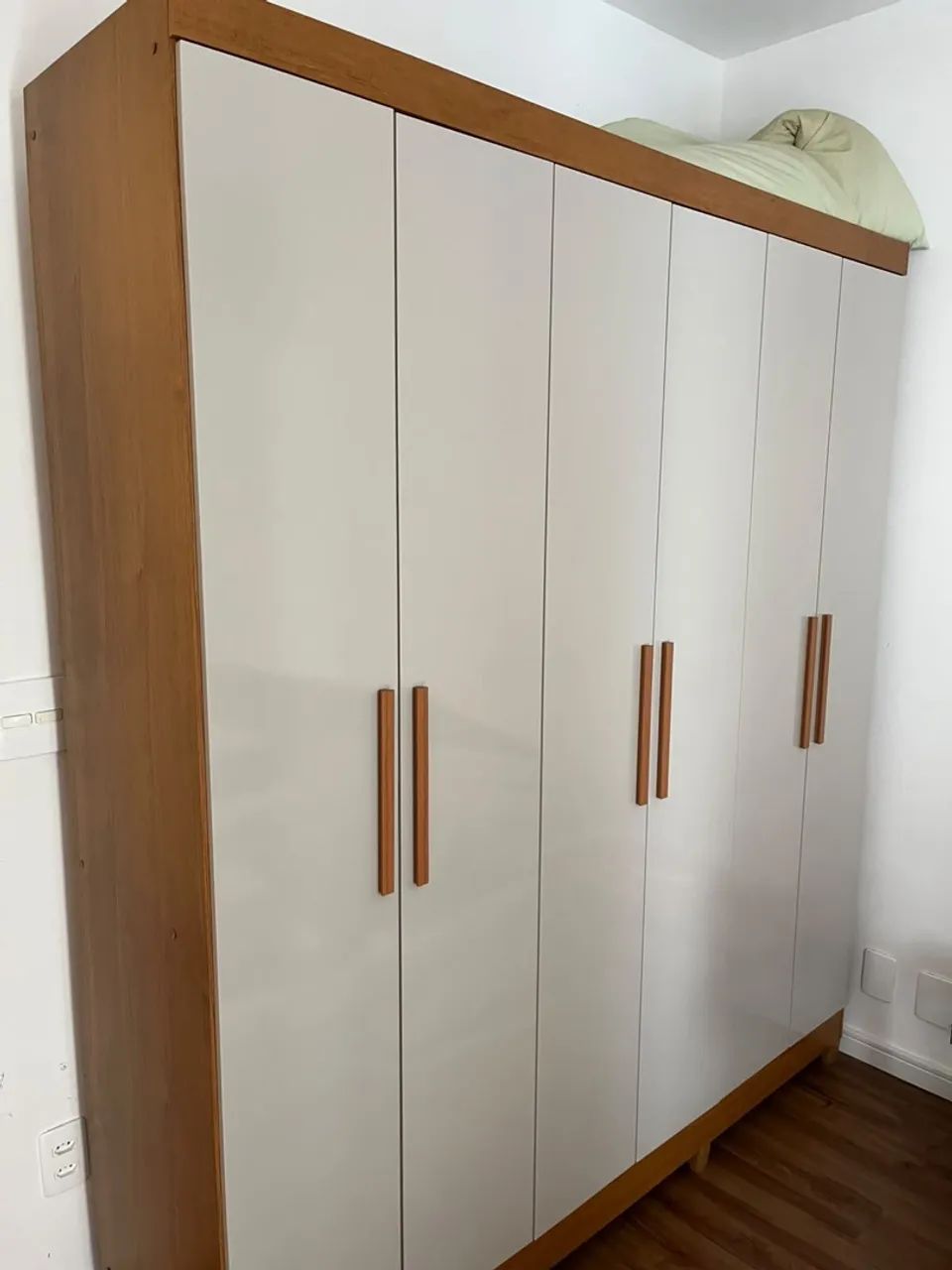 Guarda roupa 6 portas - Foto 2