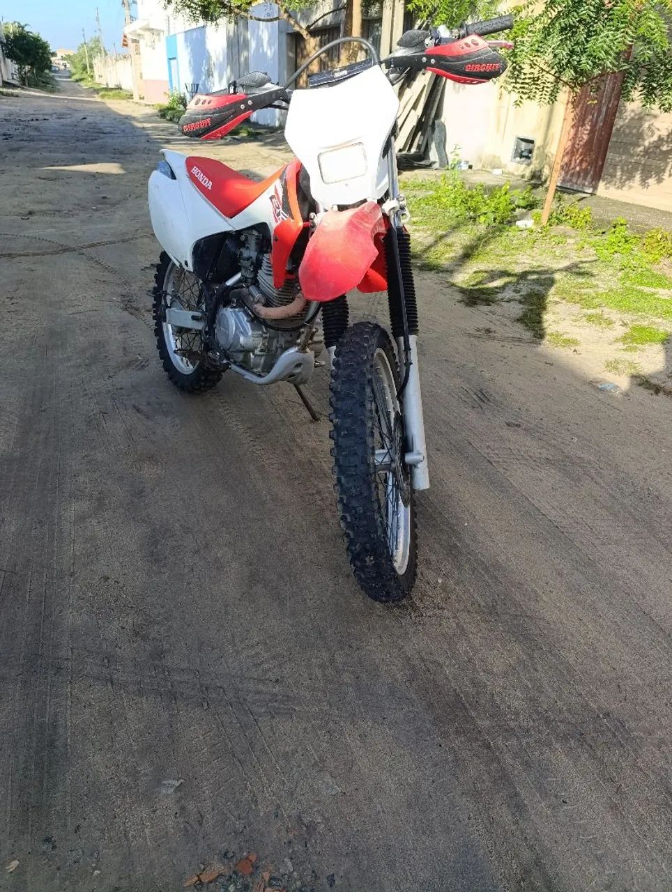 CRF 230 2017 - Foto 2