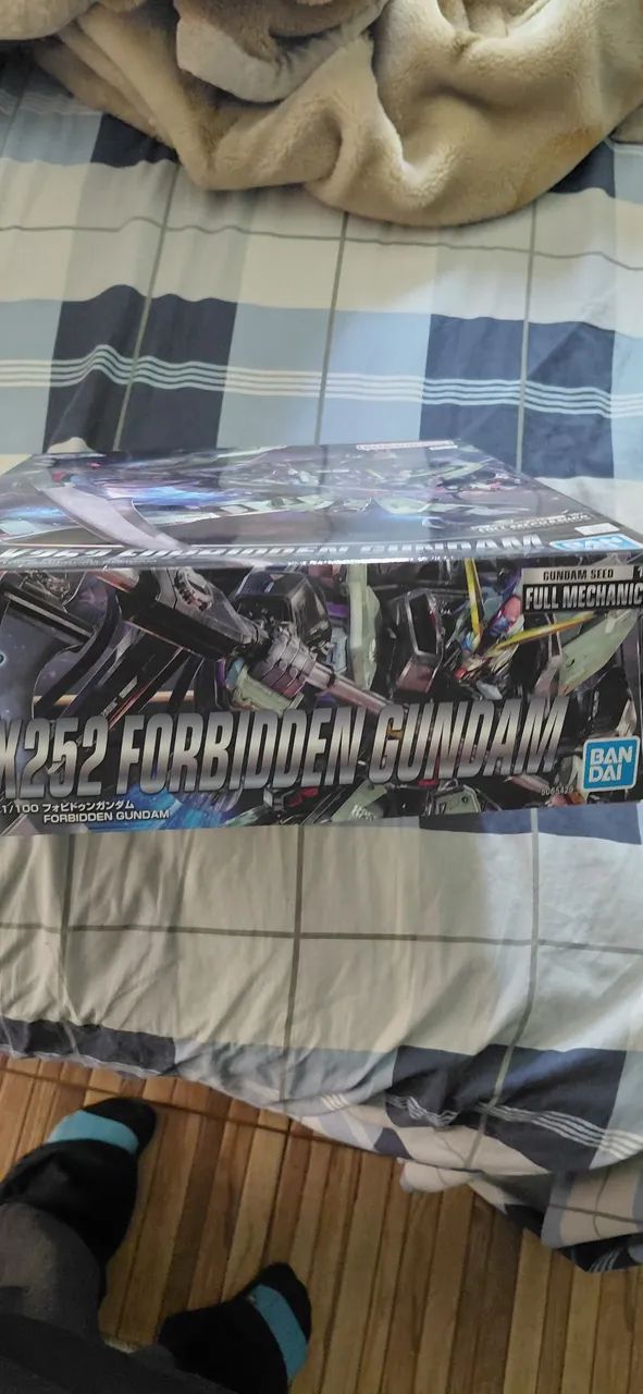 Full mechanics forbidden gundam Bandai  - Foto 2