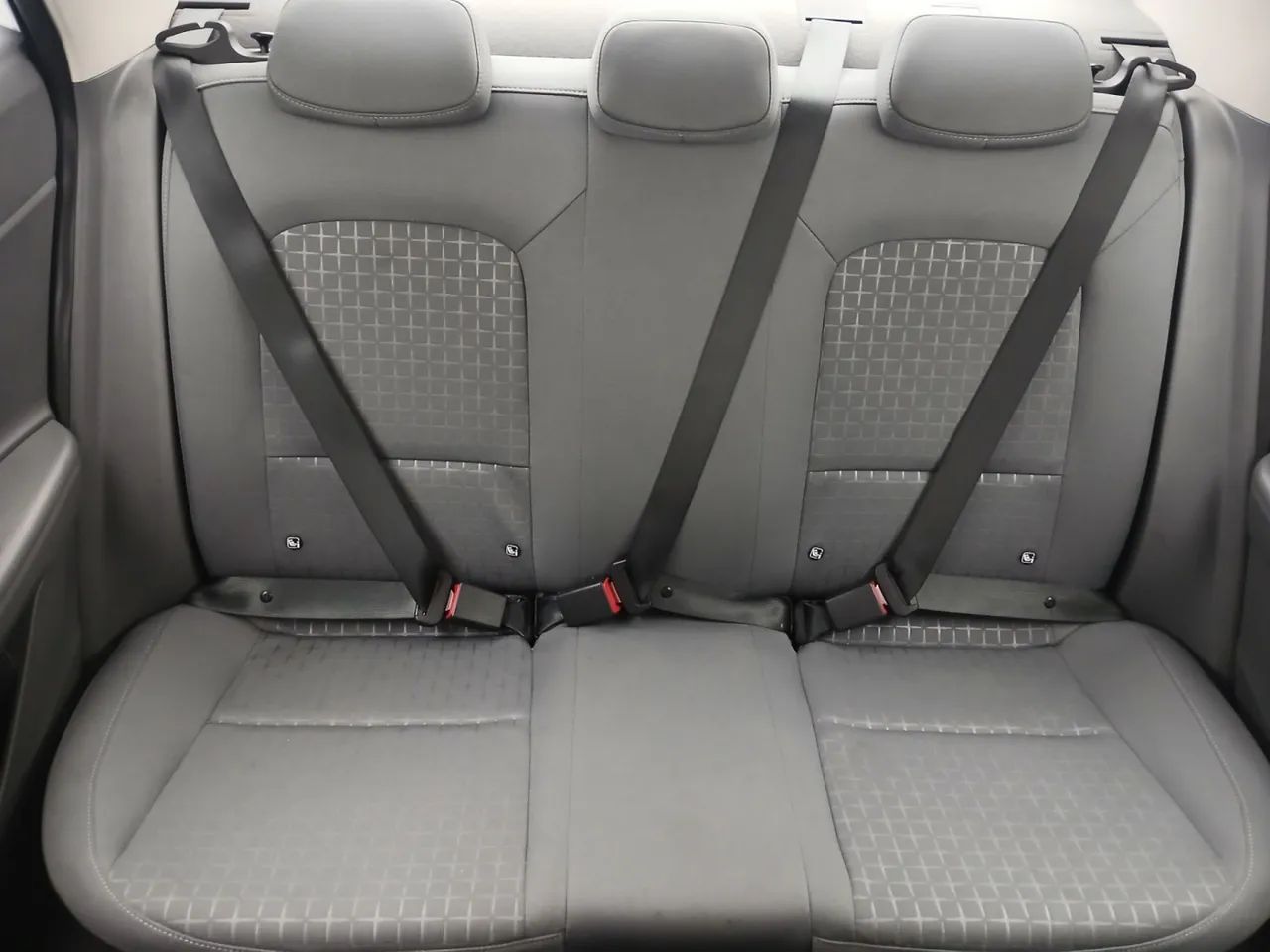 Hyundai HB20S Limited 1.0 TB Flex 12V Aut., foto 18 de 18
