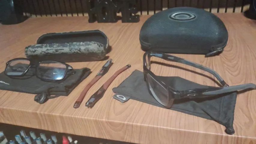 2x Armações Originais Oakley  - Foto 5