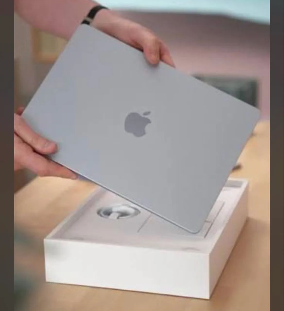 MACBOOK AIR APPLE MDVQ4LL/A M5 16GB 512GB 15