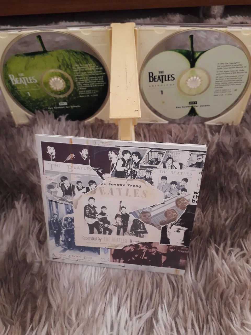 CD duplo The Beathes - Anthology - vol.1 - usado - Foto 2