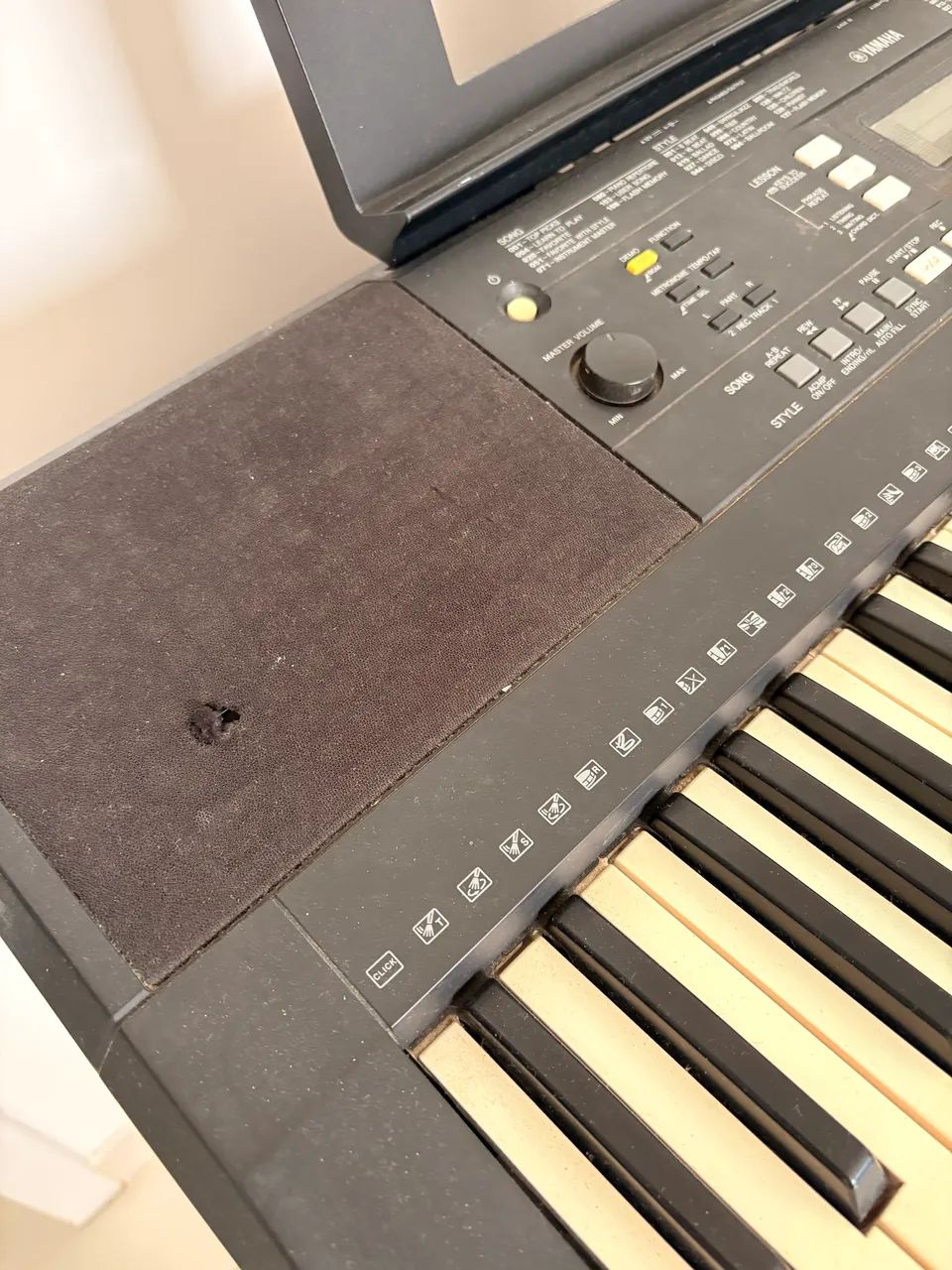 Teclado Yamaha PSR-E343  - Foto 4