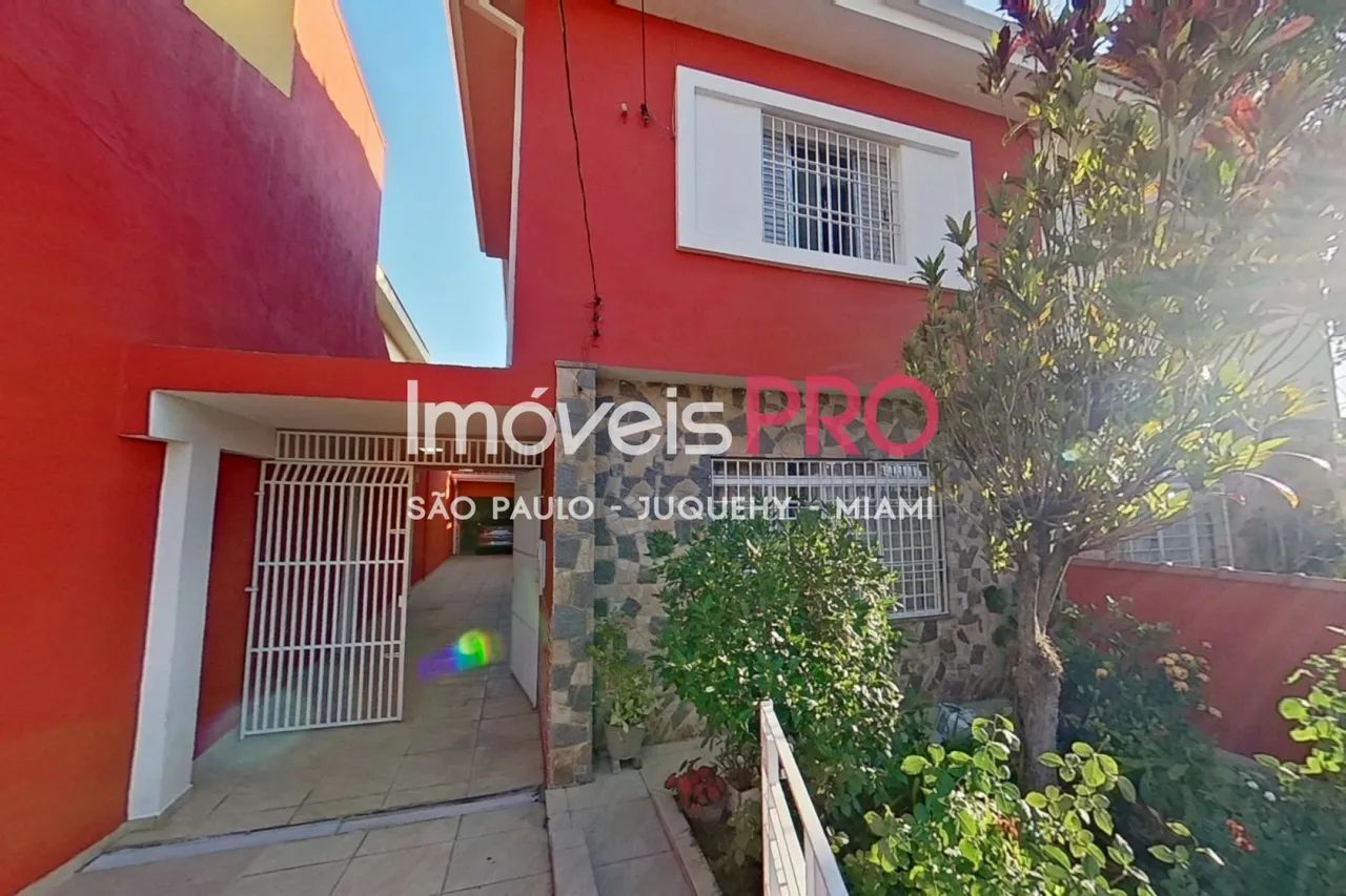 Casa à venda com 168m², 3 quartos e 5 vagas