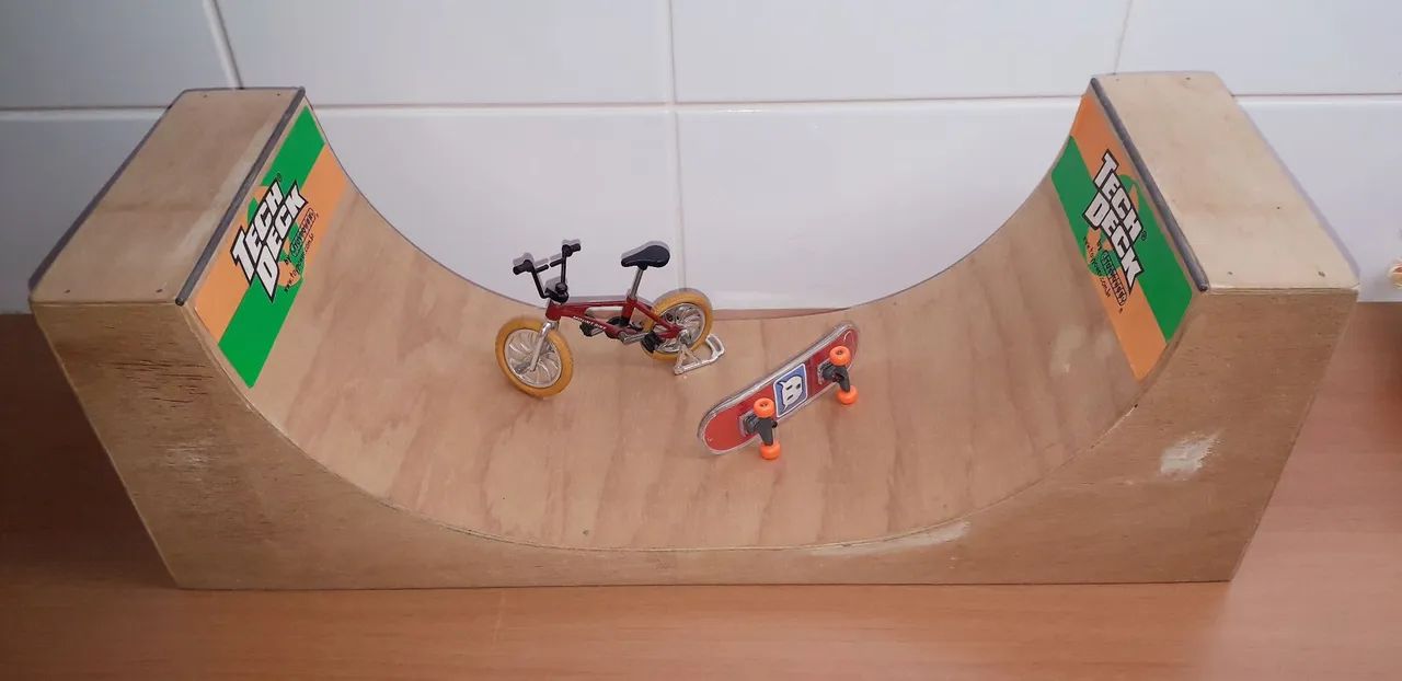 Half pipe Techdeck Madeira Finger Skate Finger Bike - Foto 4