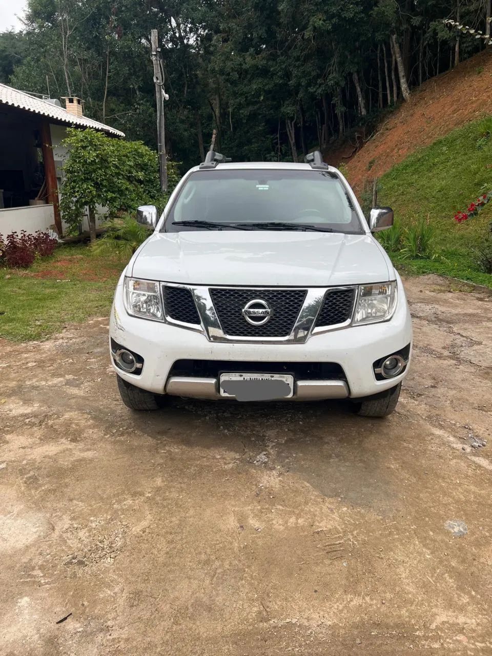 Nissan Frontier SL CD 4X4 2.5TB DIESEL AUT 2014