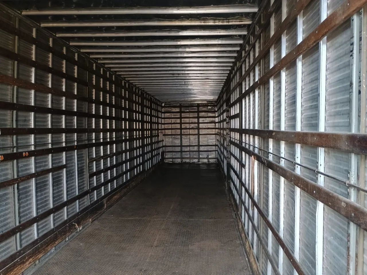 Carreta Bau kit 2007 - Foto 11