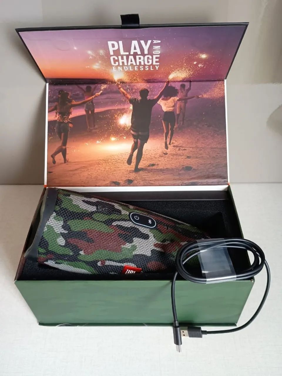CAIXA DE SOM JBL CHARGE 4 - Foto 5