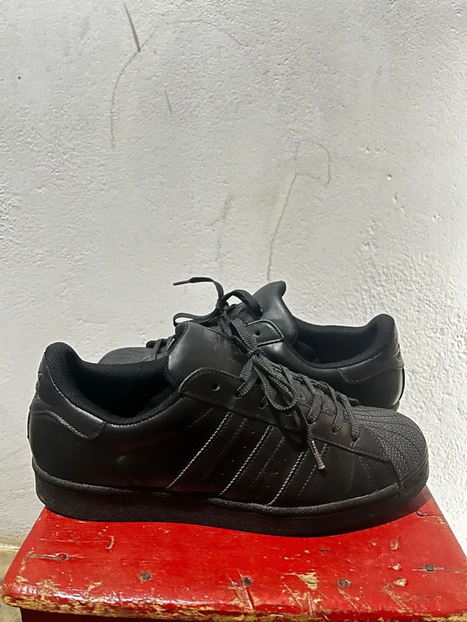 Tênis Adidas Superstar Preto 41 - Foto 2