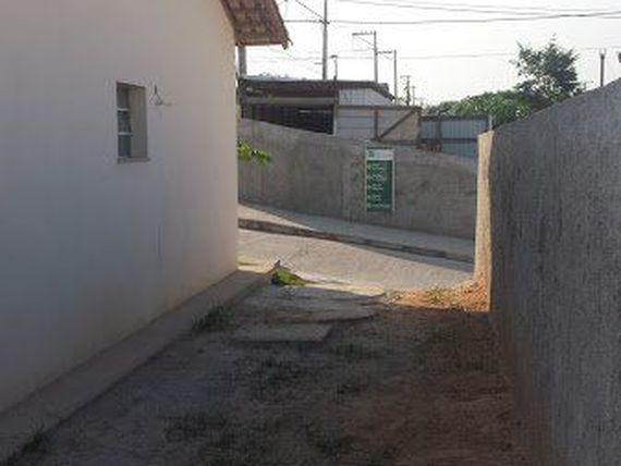 Casas prontas amplo quintal garagem onibus na porta financiamento caixa - Foto 6