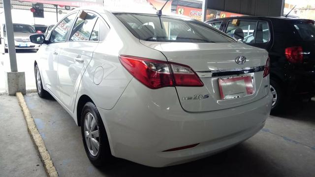 Hb 20 sedan 1.0 2014 top rodas multimidia muito novo - Foto 4