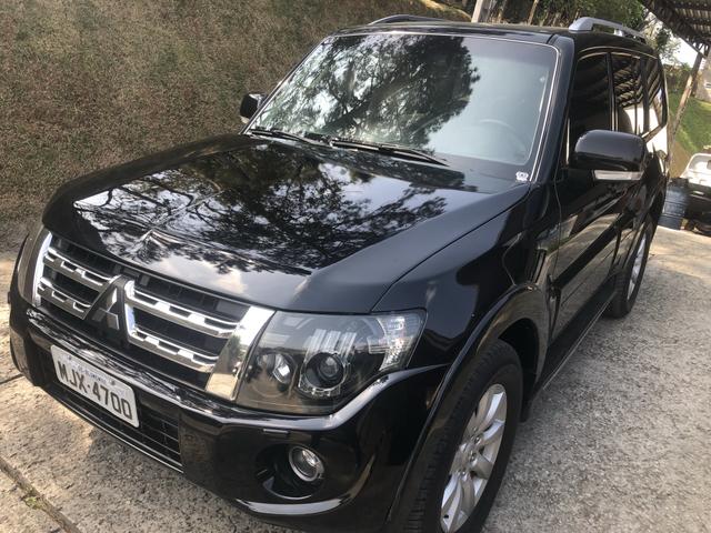 Pajero Full hpe 7 lugares diesel 4x4
