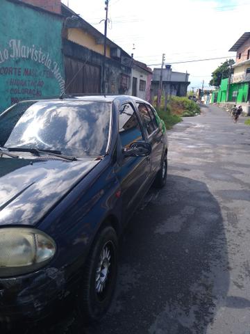 Clio 2001 valor 3700 - Foto 2