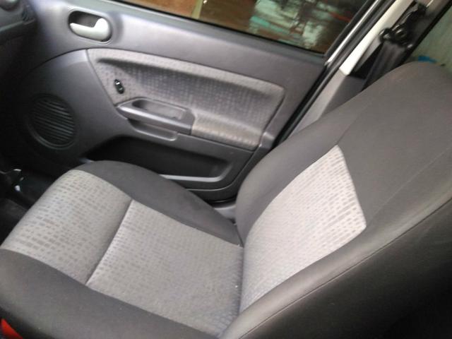 Ford fiesta sedã - Foto 3