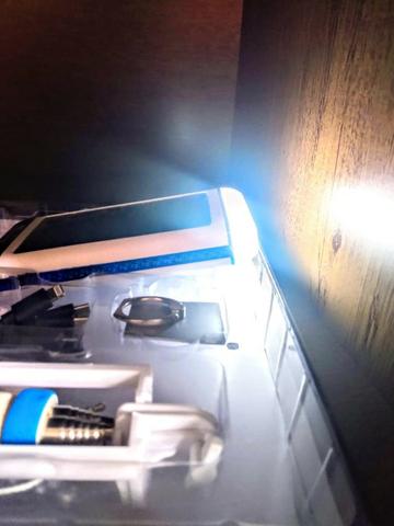 Carregador portátil Solar 15000mah Power bank , pau de selfie e fixador de celular - Foto 2