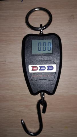 Balança Digital Gancho Suspensa até 200 Kg Aceito Cartão