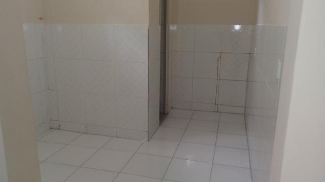 Alugo casa Térreo, R$400,00 ! 1/4, sala , cozinha, banheiroe área de serviço! - Foto 8