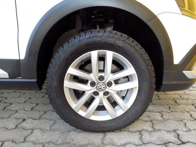 VOLKSWAGEN CROSSFOX 2015/2016 1.6 MSI FLEX 16V 4P AUTOMATIZADO - Foto 8