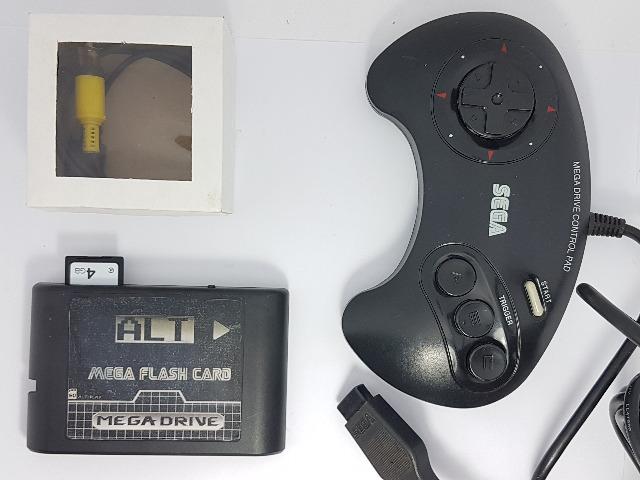 Mega Drive 3 com Flashcard e cartão de 4Gb - Foto 6