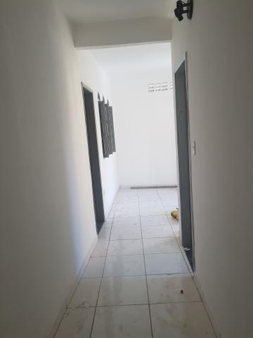 Aluga se em itapoan - Foto 6