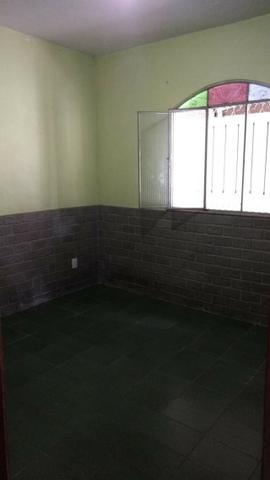 Alugo Casa 02 Q , Rua Maria Mello 215, 100m da Av Abilio Augusto Távora - Foto 5